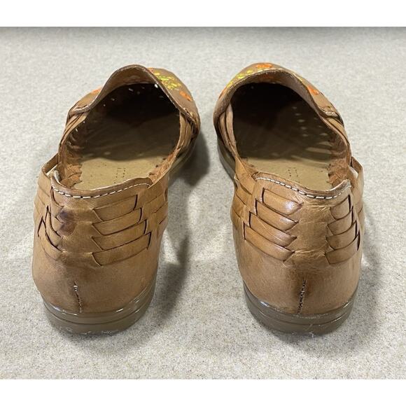 Sandua Women's Floral Embroidered Flats Size 7 Mexican Sandals Brown Leather - Picture 3 of 11